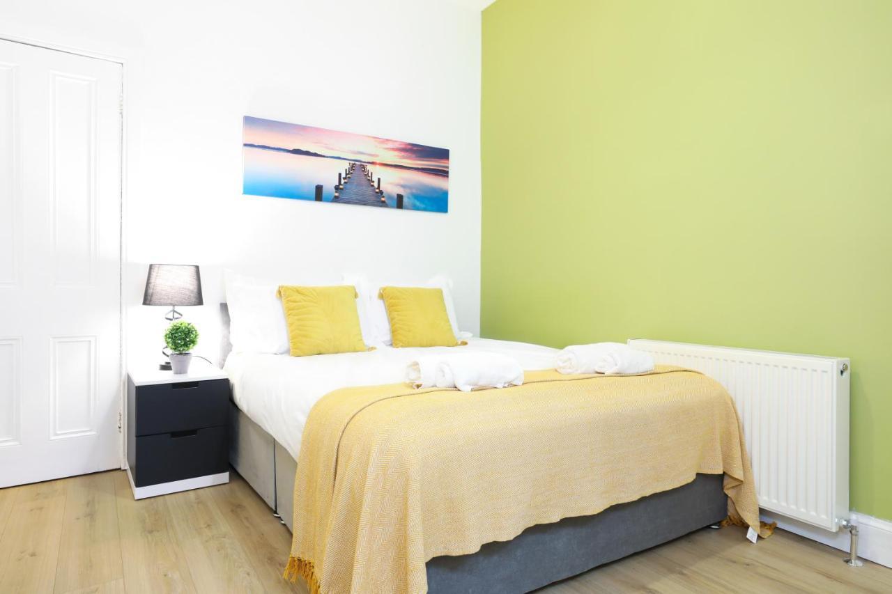 Stunning Modern 3 Bedroom Apartment Edinburgh Dış mekan fotoğraf
