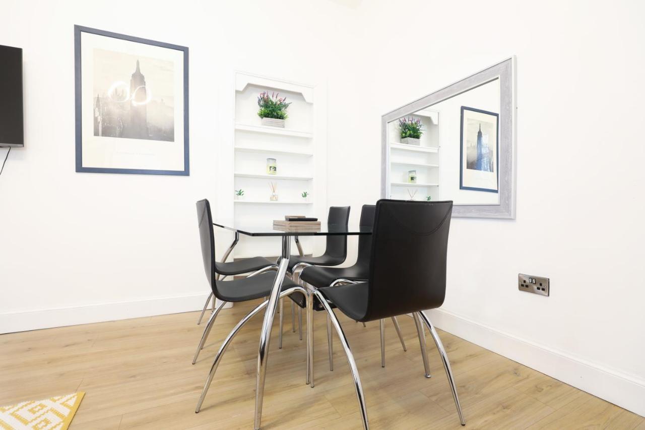 Stunning Modern 3 Bedroom Apartment Edinburgh Dış mekan fotoğraf