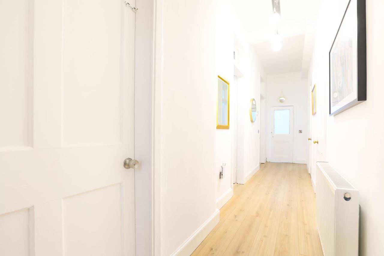 Stunning Modern 3 Bedroom Apartment Edinburgh Dış mekan fotoğraf