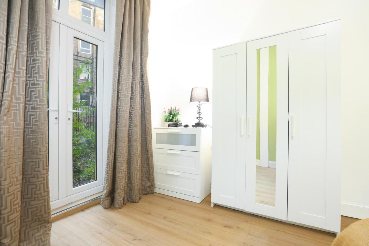 Stunning Modern 3 Bedroom Apartment Edinburgh Dış mekan fotoğraf